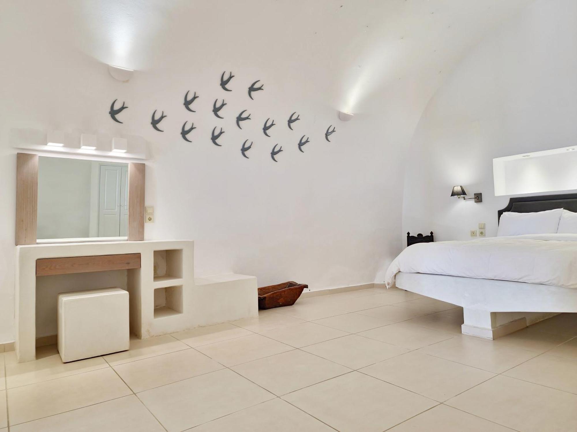 Karpimo Horizon - Caldera View With Private Hot Tub Villa ฟิรอสเตฟานี ภายนอก รูปภาพ