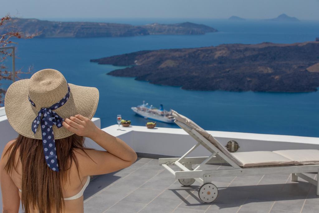 Karpimo Horizon - Caldera View With Private Hot Tub Villa ฟิรอสเตฟานี ภายนอก รูปภาพ