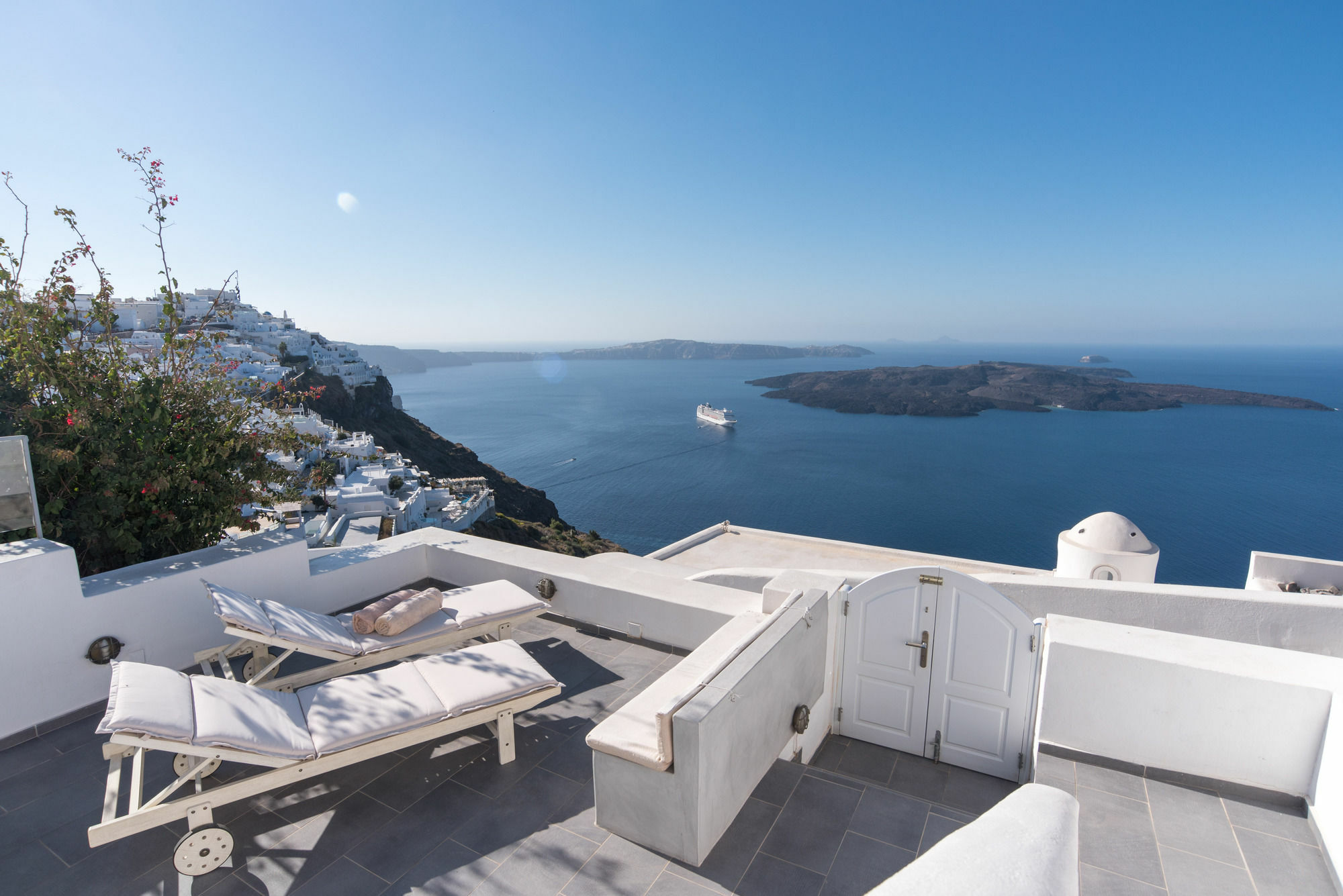 Karpimo Horizon - Caldera View With Private Hot Tub Villa ฟิรอสเตฟานี ภายนอก รูปภาพ